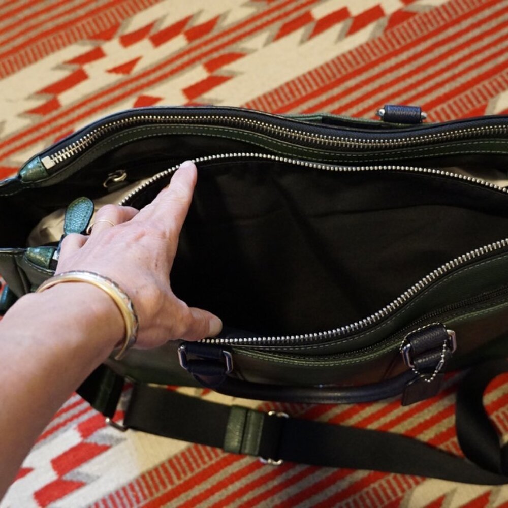 Beautiful Dark Green Coach Work or Day Bag in Like New Condition - Picture 7 of 16